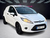 Begagnad Ford Fiesta 69 HK (50 kW) 2011 Vit Halvkombi