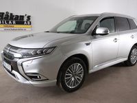Begagnad Mitsubishi Outlander 224 HK (164 kW) 2019 Silver SUV