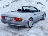 Begagnad Mercedes SL500 326 HK (239 kW) 1991 Grå