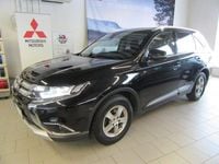 Begagnad Mitsubishi Outlander 150 HK (110 kW) 2017 Svart SUV
