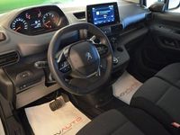 begagnad Peugeot Partner 1.5 BlueHDi 130HK Aut Drag Värmare LED Moms