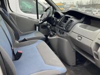 begagnad Renault Trafic 2.0 dCi Skåp/Buss