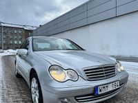 Begagnad Mercedes C180 143 HK (105 kW) 2005