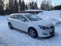 Begagnad Opel Astra 140 HK (102 kW) 2012 Kombi