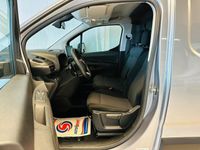 begagnad Toyota Proace City 1.2 Turbo Auto, Drag, Verkstadsinredning