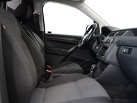 begagnad VW Caddy Maxi 2.0 TDI D-VÄRM DRAG V-INREDD 102HK EU6