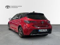 Begagnad Toyota Corolla Hybrid 2021 Röd