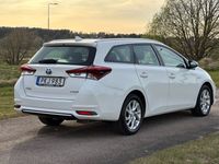 begagnad Toyota Auris Touring Sports Hybrid e-CVT Euro 6 5110 Mil