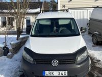 Begagnad VW Caddy 102 HK (75 kW) 2011 Minibuss