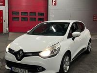 Begagnad Renault Clio IV 90 HK (66 kW) 2015 Vit Halvkombi