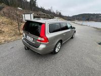 begagnad Volvo V70 D4 AWD Geartronic Summum Euro 5