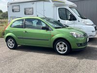 Begagnad Ford Fiesta 80 HK (58 kW) 2006 Halvkombi