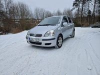 Begagnad Toyota Yaris 65 HK (47 kW) 2003