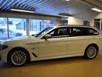 Begagnad BMW 530 M Sport 292 HK (214 kW) 2023 Alpinvit Kombi