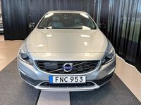 begagnad Volvo V60 CC D4 AWD Summum Värm|Drag|VOC|Skinn