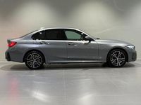 Begagnad BMW 330e M Sport 184 HK (135 kW) 2024 Grå Sedan