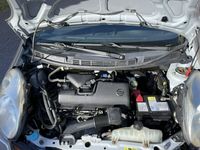 begagnad Nissan Micra Renault Clio 5-dörrars Halvkombi 1.2 Euro 4