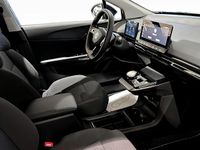 Begagnad MG MG4 EV 125 kW (170 HK) 2024 Grå Halvkombi