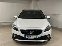 begagnad Volvo V40 CC D2 AUTOMAT OCEAN RACE, PANORAMA