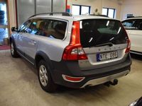 begagnad Volvo XC70 D5 AWD Momentum D-VÄRM/ DRAG/ NAV/ 2Brukare/205hk