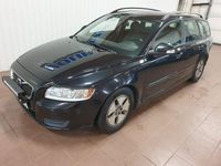 Begagnad Volvo V50 109 HK (80 kW) 2011 Svartmetallic Kombi