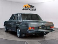 Begagnad Mercedes 230 120 HK (88 kW) 1970 Grå Sedan