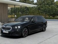 Ny BMW 550e Shadowline 2026 Svart Kombi