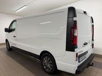 Begagnad Opel Vivaro 125 HK (91 kW) 2017 Vit Minibuss