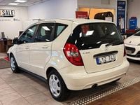 Begagnad Mercedes A160 96 HK (70 kW) 2011 Vit Halvkombi