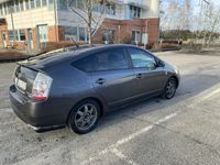 begagnad Toyota Prius 1.5 VVT-i + 3CM CVT Euro 4