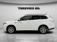 Begagnad Mitsubishi Outlander P-HEV 121 HK (88 kW) 2014 Vit SUV
