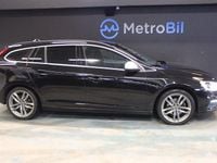 Begagnad Volvo V60 R-Design 190 HK (139 kW) 2016 Svart Kombi