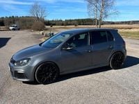 Begagnad VW Golf VII R 271 HK (199 kW) 2012 Grå Halvkombi