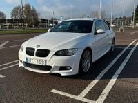 Begagnad BMW 325 M Sport 218 HK (160 kW) 2009 Sportkupé