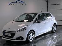 Begagnad Peugeot 208 110 HK (80 kW) 2019 Vit Halvkombi