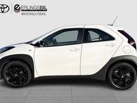 Begagnad Toyota Aygo X Play 72 HK (52 kW) 2023 Vit SUV
