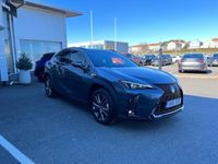 begagnad Lexus UX 250h F-Sport Design Euro 6