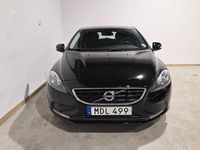 Begagnad Volvo V40 Kinetic 122 HK (89 kW) 2016 Svart Halvkombi