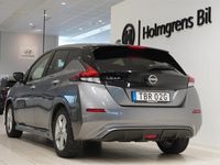Begagnad Nissan Leaf Acenta 160 kW (218 HK) 2023 Grå/silver Halvkombi