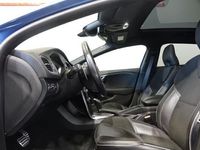 begagnad Volvo V40 T3 R-design, Geartronic Momentum, Euro 6, FULL UTR