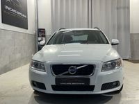 begagnad Volvo V70 D2 Geartronic Momentum Ny Kam/Halvskinn/Drag