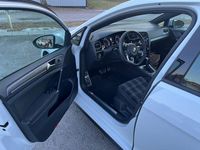 Begagnad VW Golf VIII GTE 204 HK (150 kW) 2020