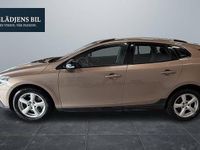 Begagnad Volvo V40 CC Momentum 181 HK (133 kW) 2014 Brun Kombi