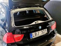 begagnad BMW 320 d xDrive 184hk Touring Euro 5 Manuell 6-vxl Slumpas