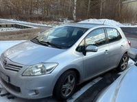 Begagnad Toyota Auris 90 HK (66 kW) 2010 Halvkombi