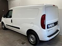 Begagnad Fiat Doblò 105 HK (77 kW) 2018 Vit Minibuss