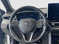 Begagnad Toyota Corolla Cross Style 200 HK (147 kW) 2023 Vit SUV