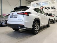 begagnad Lexus NX300h AWD 2.5 AWD E-CVT Keyless Skinn B-Kamera 197hk