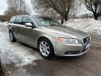 begagnad Volvo V70 1.6 DRIVe Geartronic Momentum | Drag | D-Värm