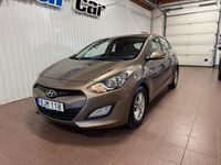 Begagnad Hyundai i30 Premium 128 HK (94 kW) 2014 Brun Halvkombi